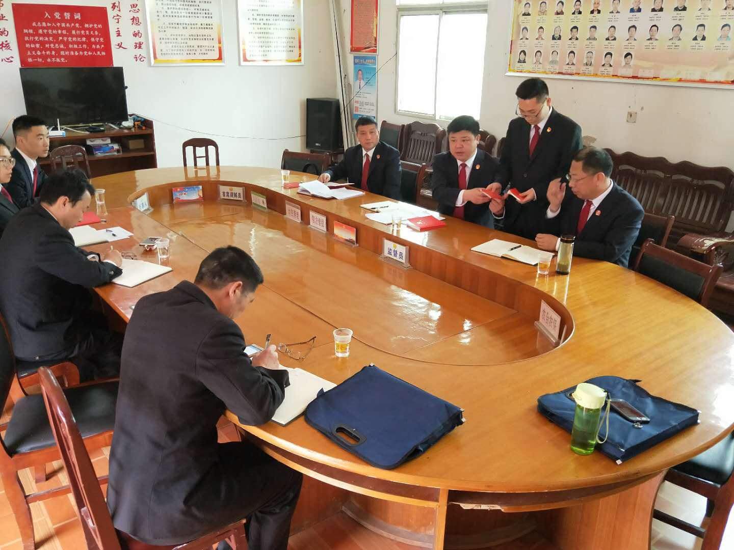 图片2.jpg